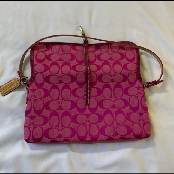 Raspberry Coach Bag - Picture 2 of 7